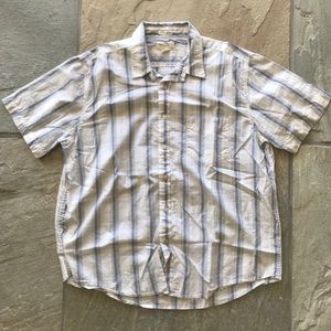 American Eagle Short Sleeve Button Up Shirt